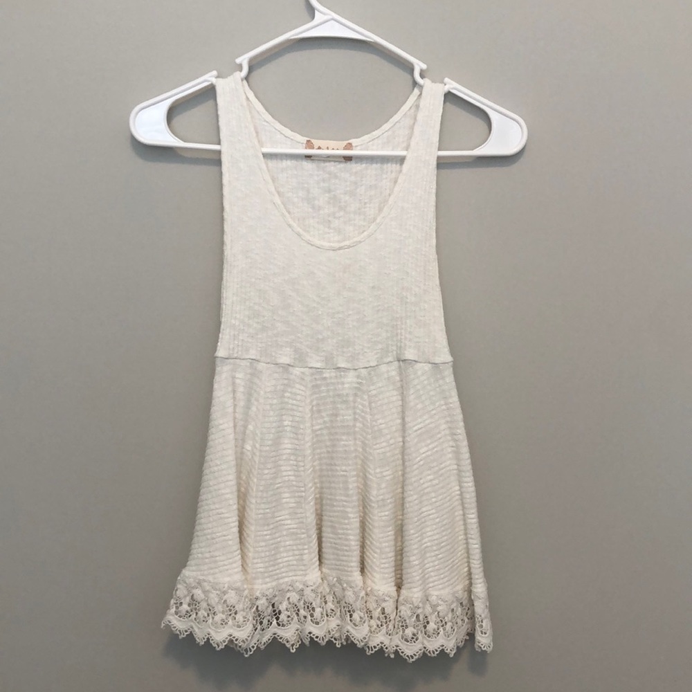 Altar’d State Medium Sleeveless Top